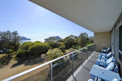 The Helm 4 - Nelson Bay - Accommodation Bookings 0