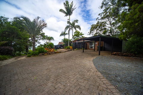 The Hillside Villa - Accommodation Bookings 0