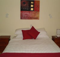 The Lakehouse Manor - Accommodation Bookings