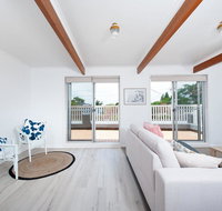 The Loft  Fingal Bay - Accommodation Bookings