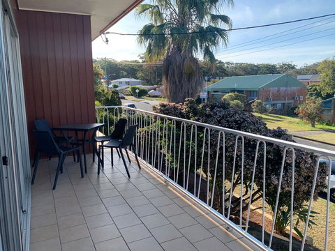 The Norburn', 3 Norburn Avenue - Aircon, Boat Parking, Close To Water & Clubs - Accommodation Bookings 0