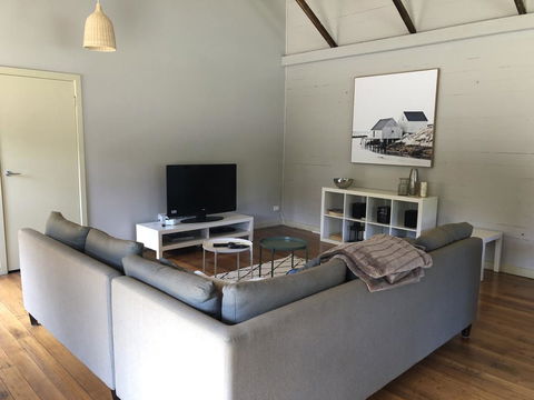 The Old Coolstore - Braeburn Apt - Accommodation Bookings 1