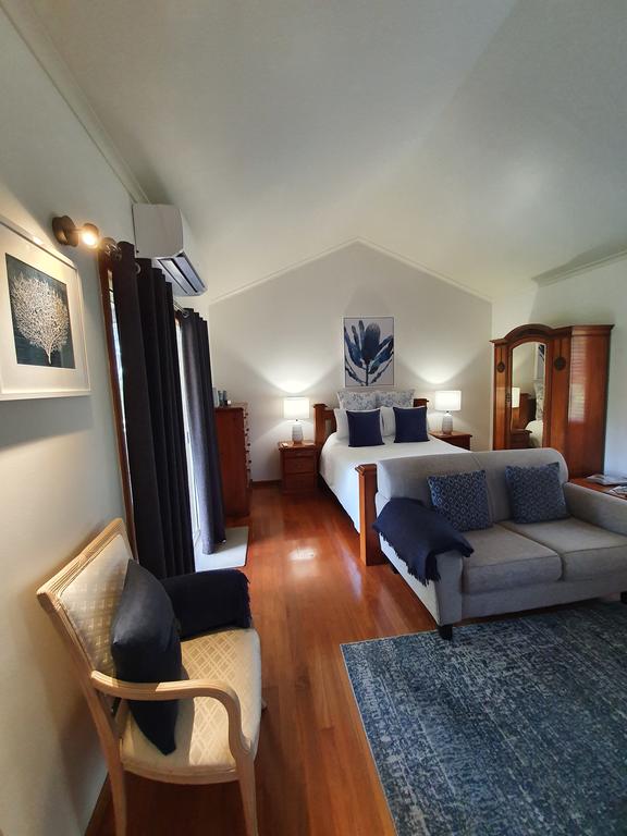  Accommodation Bookings