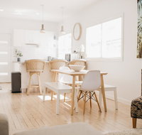The Palms - stylish modern and cute as a button - Accommodation Bookings