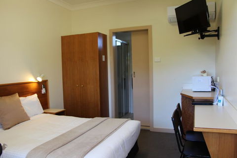 The Pioneer Way Motel - Accommodation Bookings 1