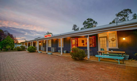 The Platypus Accommodation & Cafe - Accommodation Bookings 0