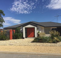 The Red Door - Accommodation Bookings