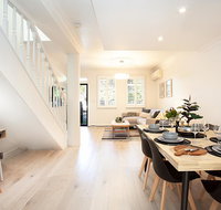 THE RENWICK - Hosted by L'Abode Accommodation - Accommodation Bookings