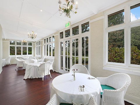 The Robertson Hotel - Accommodation Bookings 2
