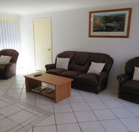 The Salamander' 99 Salamander Way - aircon  large yard for kids - Accommodation Bookings