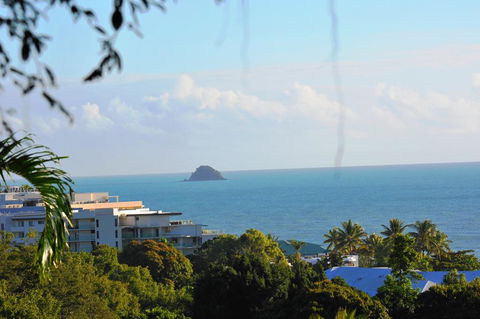 The Sanctuary At Trinity Beach - Accommodation Bookings 0