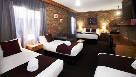The Settlement Historic Hotel - Accommodation Bookings 3