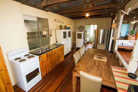 The Shack - Accommodation Bookings 3