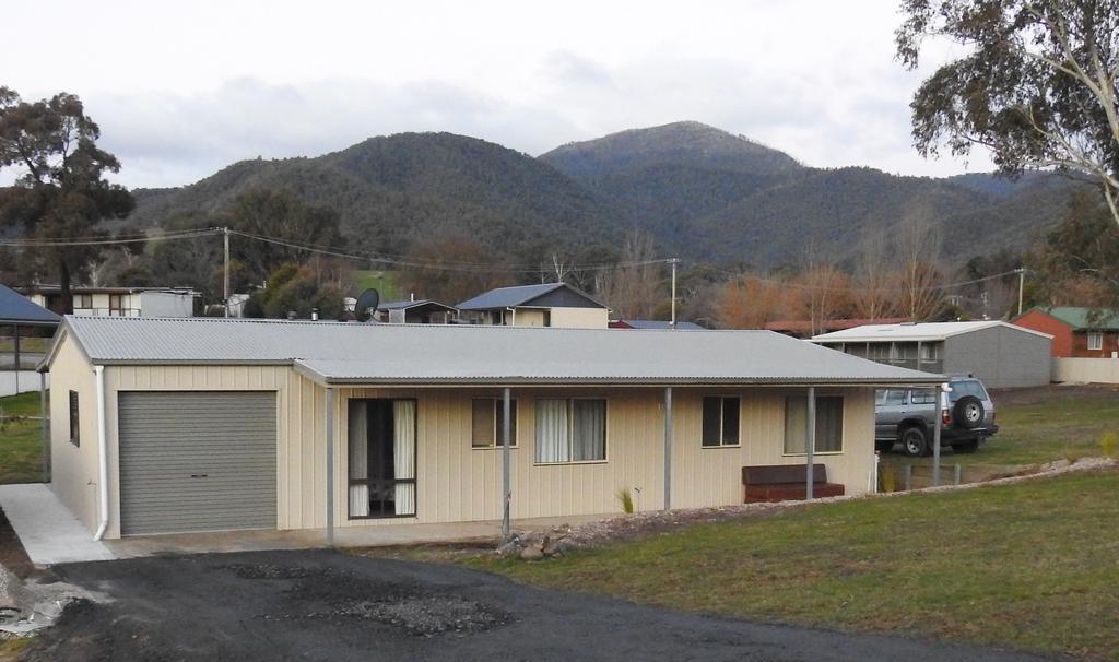 Dartmouth VIC Accommodation Bookings