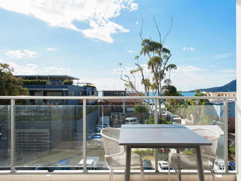 The Shoal Apartments, Unit 304/4-8 Bullecourt Street - Accommodation Bookings 0