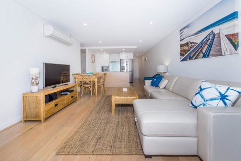 The Shoal Unit 405 - Shoal Bay - Accommodation Bookings 2