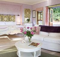 The Spotted Chook and Amelie's Petite Maison - Accommodation Bookings