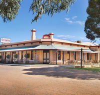 The Standpipe Golf Motor Inn - Accommodation Bookings