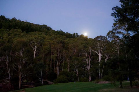 The Stirling Golf Club - Accommodation Bookings 3
