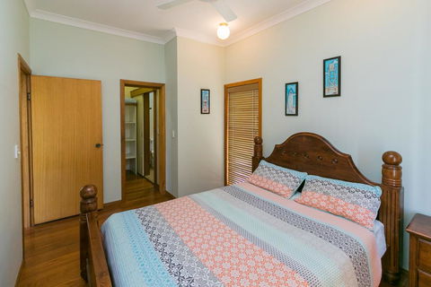 The Sun And The Sea In Hervey Bay - Accommodation Bookings 3