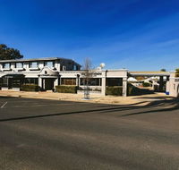 The Town House Motor Inn