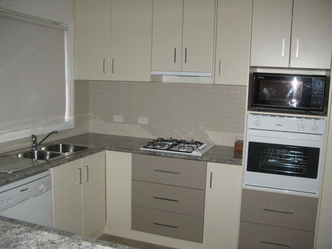 The Villa Kyabram - Accommodation Bookings 2