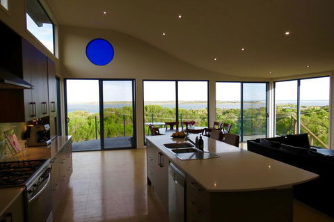 The Wave Oasis SC B&B - Accommodation Bookings 2