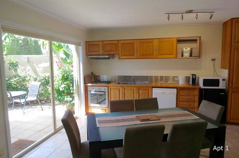 The Wave Oasis SC B&B - Accommodation Bookings 1