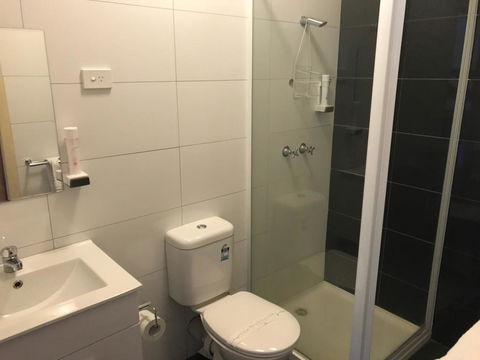 The Wharf Hotel - Accommodation Bookings 0