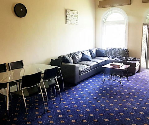 The Wharf Hotel - Accommodation Bookings 1