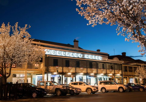 The Woolpack Hotel - Accommodation Bookings 0