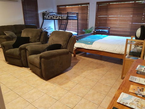 Theme Park Getaway - Accommodation Bookings 3