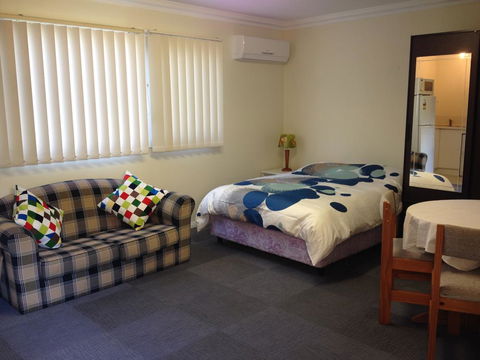 Thornleigh Garden View, Comfortable & Tranquil - Accommodation Bookings 1