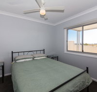 Time Away - 50 Turnberry Drive - Accommodation Bookings