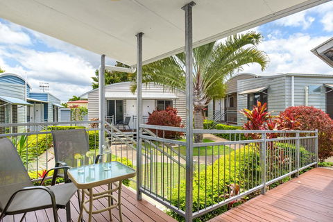Tin Can Bay's Sleepy Lagoon Motel - Accommodation Bookings 0