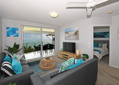 Tingeera Luxury Beachfront Apartments - Accommodation Bookings 1