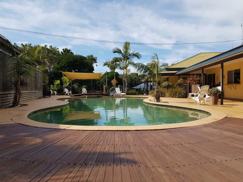 Tiona Holiday Park - Accommodation Bookings 1