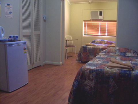 Todd Tavern - Accommodation Bookings 3
