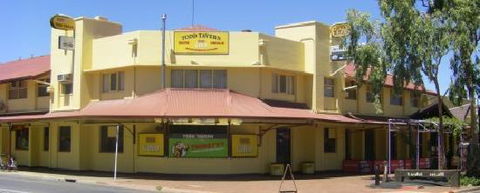 Todd Tavern - Accommodation Bookings 1