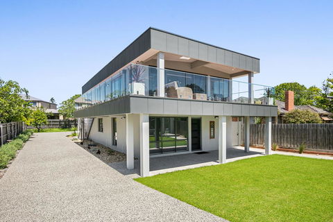 Top Class Beach Front Tootgarook - Accommodation Bookings 0
