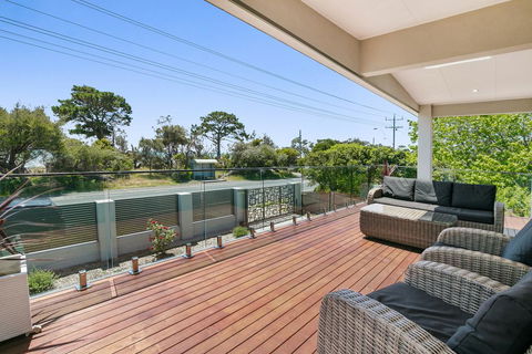 Top Class Beach Front Tootgarook - Accommodation Bookings 1