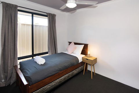 Tootys Place - Accommodation Bookings 3