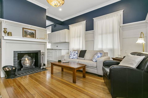 Toria Views - Accommodation Bookings 2