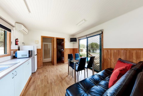 Torquay Foreshore Caravan Park - Accommodation Bookings 1