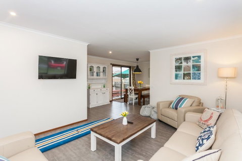 Torquay Retreats Aus- TwentyTwo Pride - Accommodation Bookings 2