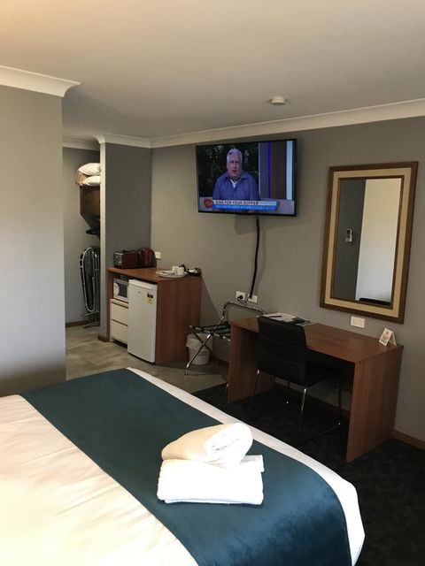 Town & Country Motor Inn - Accommodation Bookings 1