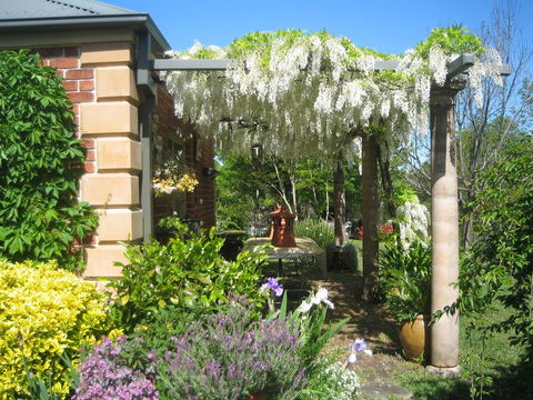 Trafalgar B&B - Accommodation Bookings 1