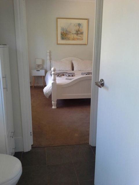 Tree Lodge - Accommodation Bookings 1