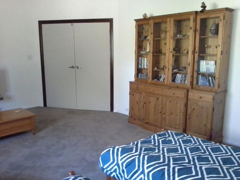 Tree Lodge - Accommodation Bookings 3