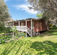 Treeside Retreat